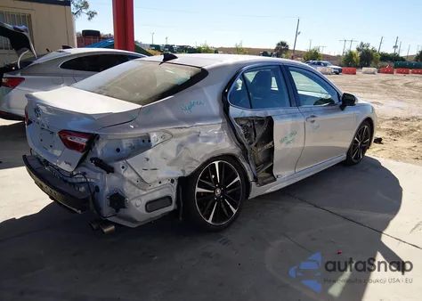 2020 Toyota Camry Xse z USA, uszkodzony, nr VIN 4T1K61AK9LU981984